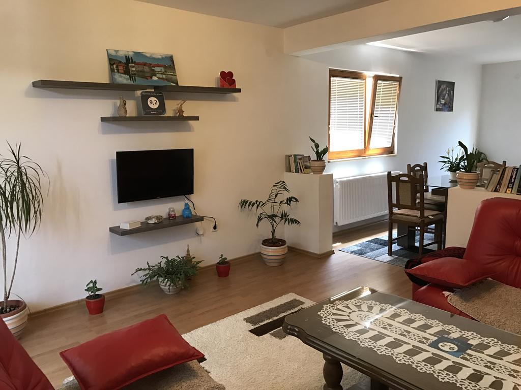 Apartment Near The Airport Sarajewo Zewnętrze zdjęcie